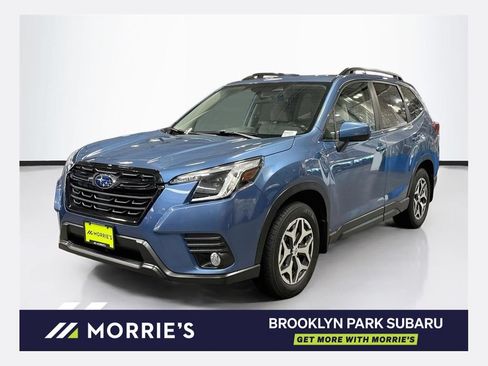 Used 2022 Subaru Forester Premium AWD/4WD image 1