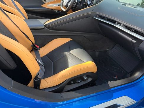 Used 2024 Chevrolet Corvette Stingray Preferred Conv w/ Z51 Performance Package RWD image 25