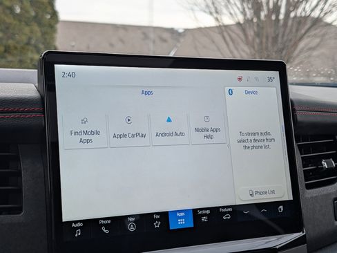 Used 2022 Ford Expedition Limited image 23