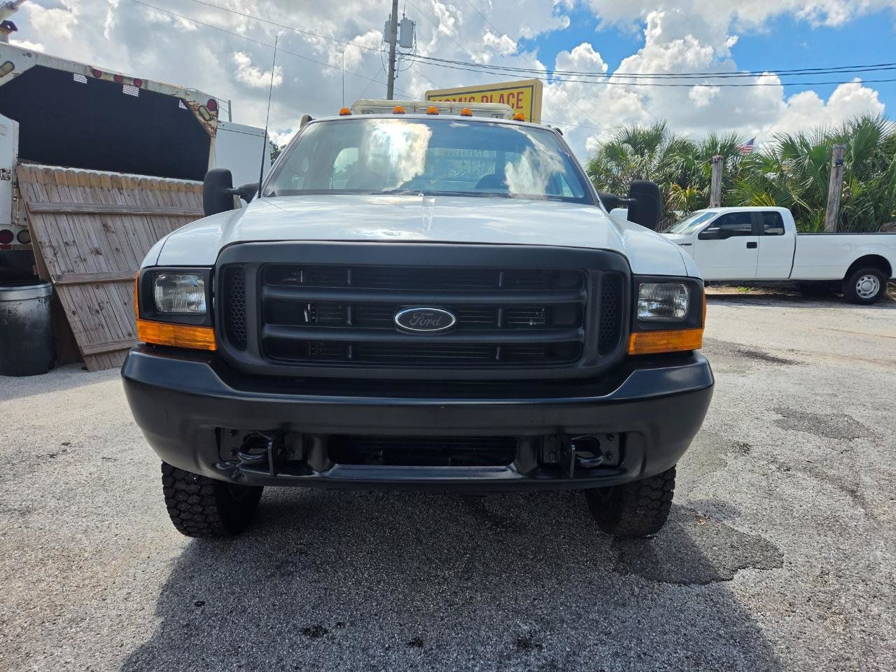 Used 2000 Ford F450 4x4 Regular Cab Super Duty image 9