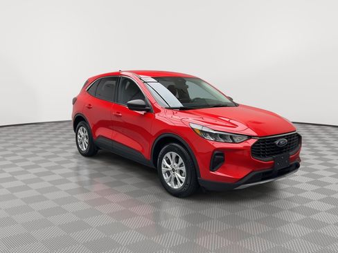Used 2024 Ford Escape Active image 29
