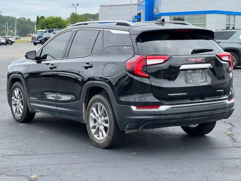 Used 2022 GMC Terrain SLT AWD/4WD image 16