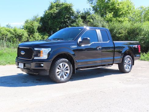 Used 2018 Ford F150 XL w/ Equipment Group 101A Mid AWD/4WD image 9