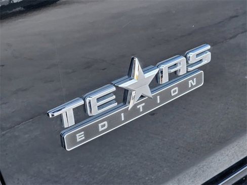 Used 2024 Chevrolet Silverado 2500 LTZ w/ LTZ Premium Texas Edition AWD/4WD image 11