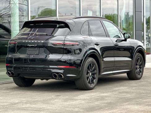 Used 2020 Porsche Cayenne S w/ Premium Package Plus AWD/4WD image 3