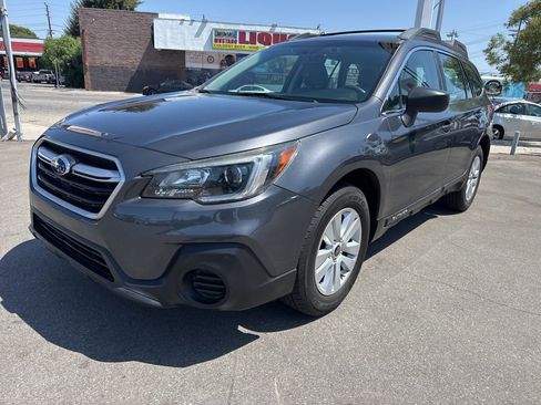 Used 2019 Subaru Outback 2.5i AWD/4WD image 2
