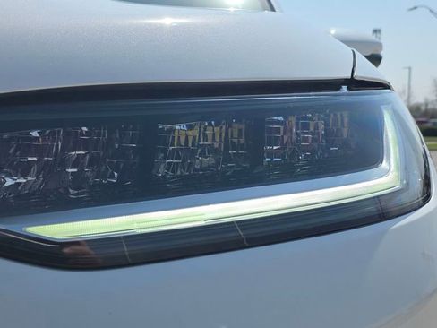 New 2026 Honda HR-V LX image 9