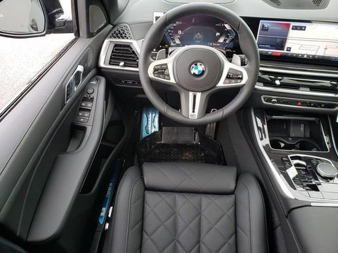 New 2026 BMW X5 M60i image 18