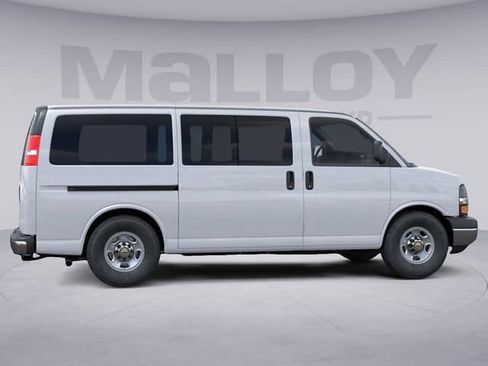 New 2024 Chevrolet Express 2500 image 5