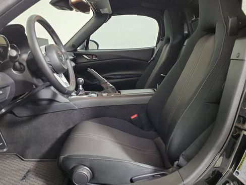 Used 2025 MAZDA MX-5 Miata Sport RWD image 8