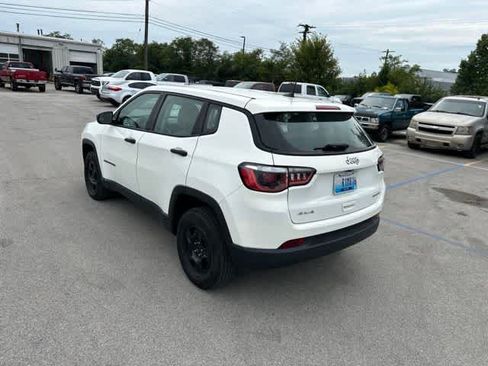 Certified 2019 Jeep Compass Sport AWD/4WD image 8