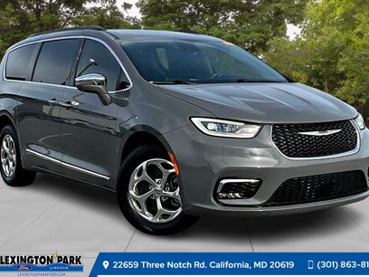 Used 2022 Chrysler Pacifica Limited
