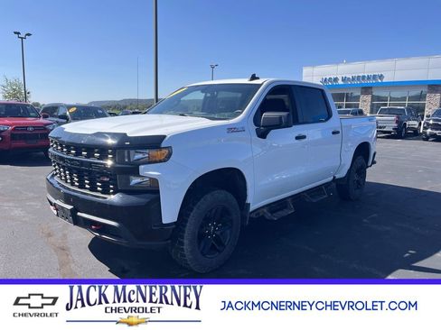 Used 2021 Chevrolet Silverado 1500 Custom Trail Boss AWD/4WD image 1