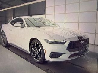 Used 2025 Ford Mustang Coupe RWD video 1