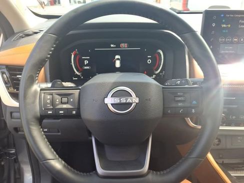 Used 2026 Nissan Rogue Platinum w/ Platinum Premium Package AWD/4WD image 26