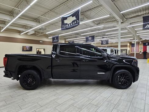 Used 2023 GMC Sierra 1500 Elevation RWD image 5