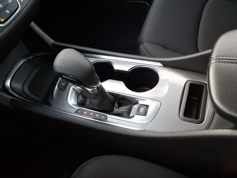 Used 2024 Chevrolet Malibu LT image 26