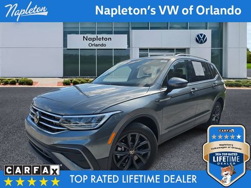 Used 2024 Volkswagen Tiguan SE image 39