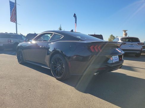 New 2026 Ford Mustang Coupe image 3