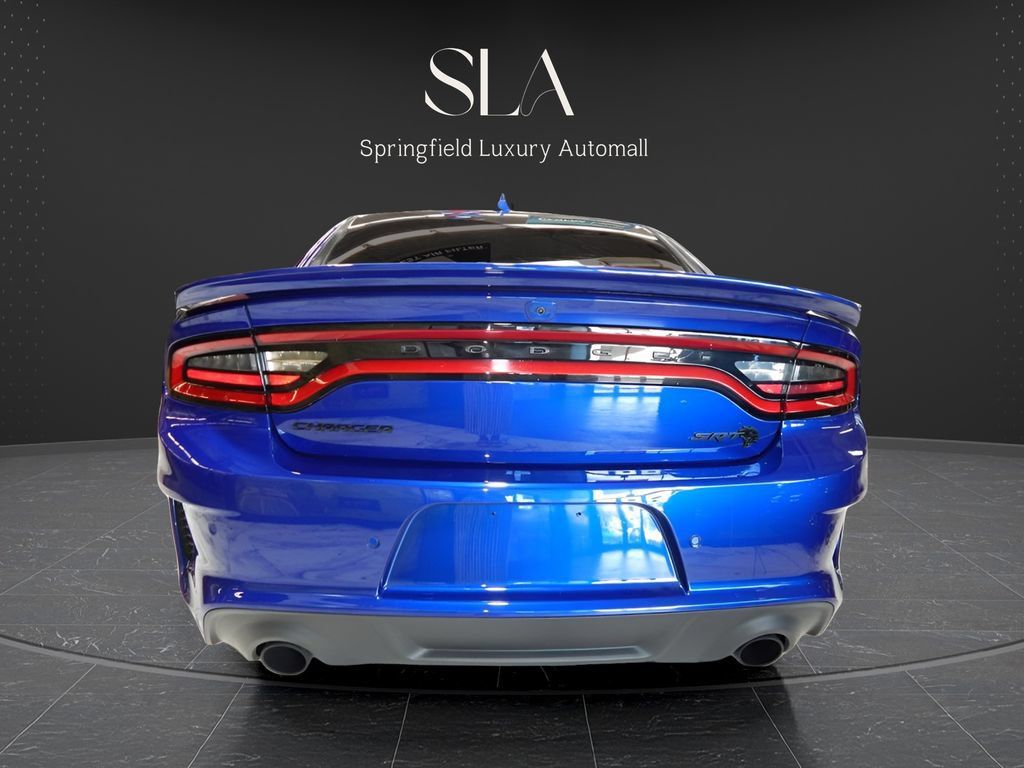 Used 2022 Dodge Charger SRT Hellcat w/ Carbon/Suede Interior Package RWD image 6
