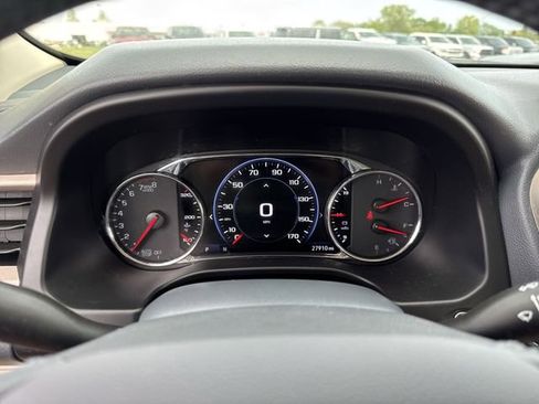 Certified 2022 GMC Acadia Denali w/ Denali Ultimate Package AWD/4WD image 11