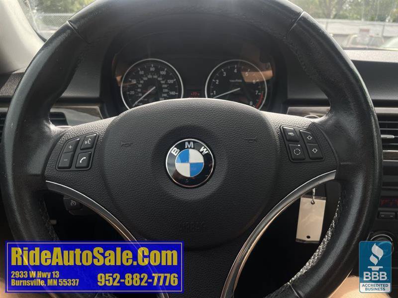 Used 2011 BMW 328i xDrive Coupe AWD/4WD image 17
