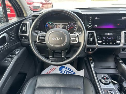 Used 2022 Kia Sorento S image 19