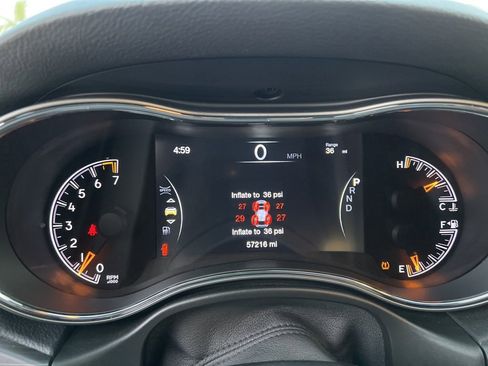 Used 2022 Jeep Grand Cherokee Laredo E image 25