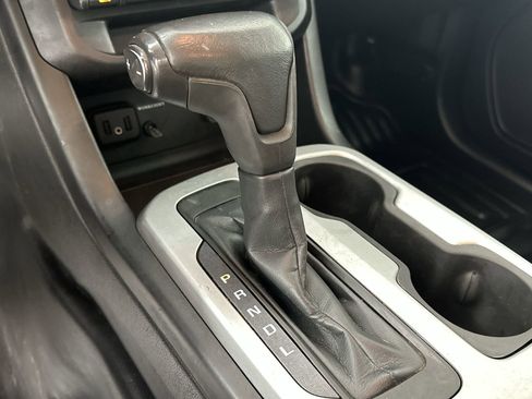 Used 2020 Chevrolet Colorado LT w/ Safety Package image 20