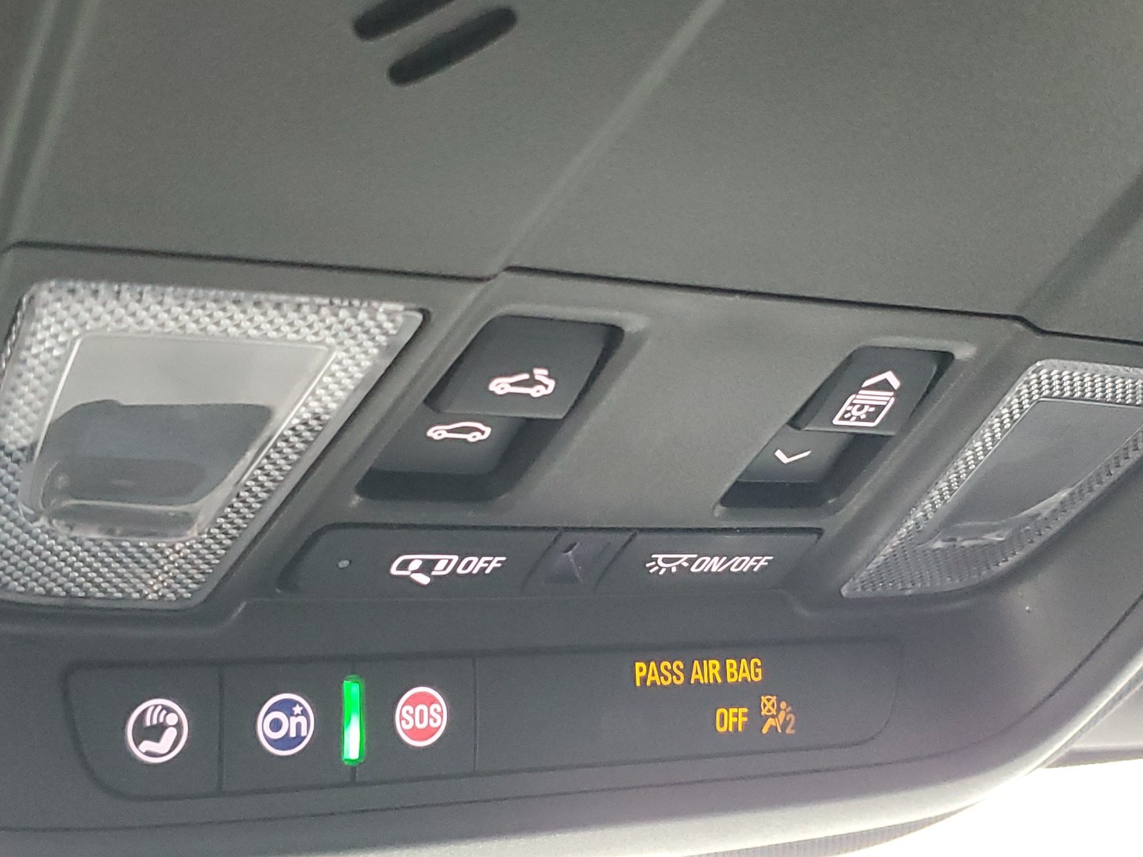 Used 2023 Chevrolet Equinox RS w/ RS Leather Package FWD image 32