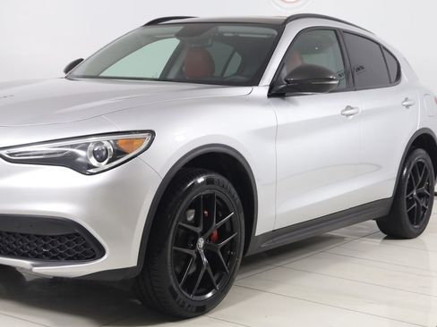 Used 2019 Alfa Romeo Stelvio w/ Nero Edizione RWD image 51