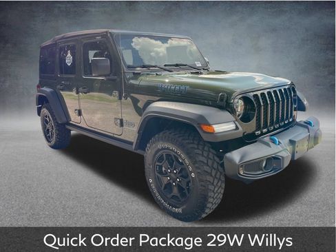 Used 2023 Jeep Wrangler Unlimited w/ Cold Weather Group AWD/4WD image 2