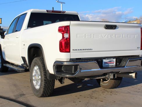 Used 2023 Chevrolet Silverado 2500 LT w/ Convenience Package image 29