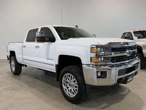 Used 2015 Chevrolet Silverado 3500 LTZ w/ Duramax Plus Package AWD/4WD image 5