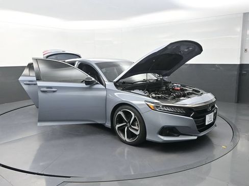 Used 2022 Honda Accord Sport image 29