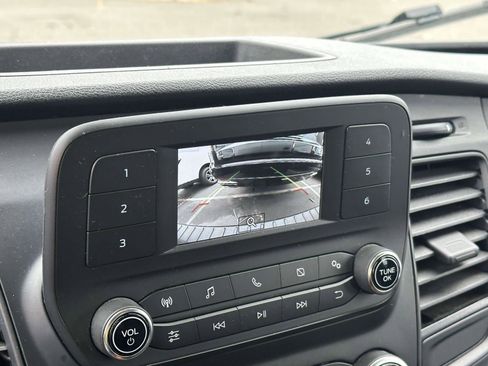 Used 2024 Ford Transit 250 Low Roof w/ Exterior Upgrade Package image 28