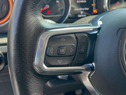 Used 2022 Jeep Gladiator Mojave w/ LED Lighting Group AWD/4WD image 22