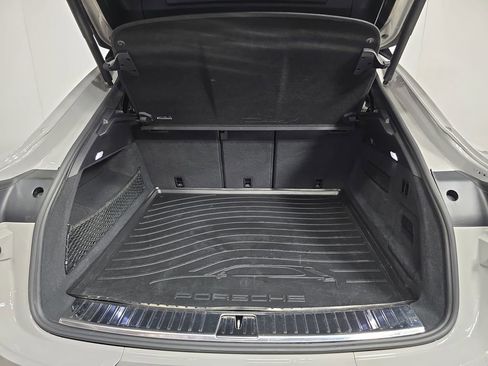 Certified 2023 Porsche Cayenne Turbo AWD/4WD image 25