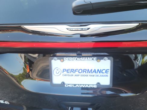 New 2026 Chrysler Pacifica Select image 28