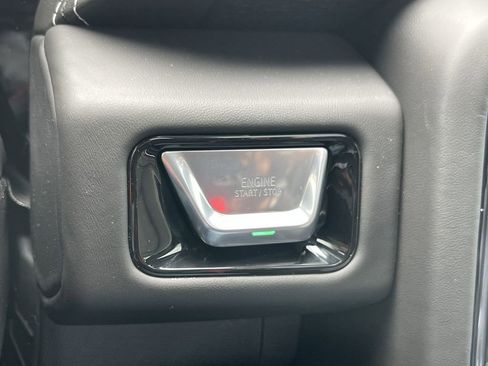 New 2026 GMC Yukon XL AT4 Ultimate AWD/4WD image 17