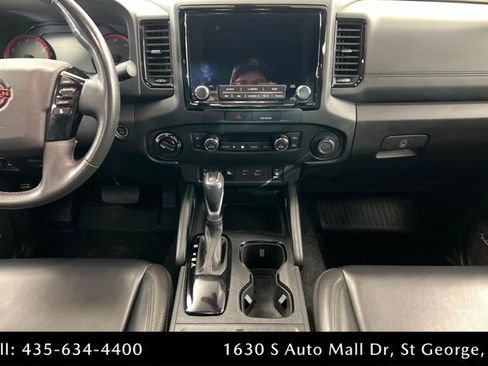 Used 2022 Nissan Frontier PRO-4X w/ Pro-4X Premium Package AWD/4WD image 13