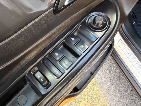 Used 2019 Buick Encore Preferred FWD image 23