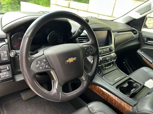 Used 2019 Chevrolet Tahoe Premier w/ Max Trailering Package AWD/4WD image 3