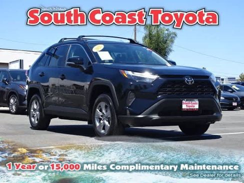 Certified 2025 Toyota RAV4 XLE w/ Convenience Package FWD image 1