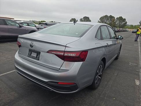 Used 2024 Volkswagen Jetta S FWD image 5
