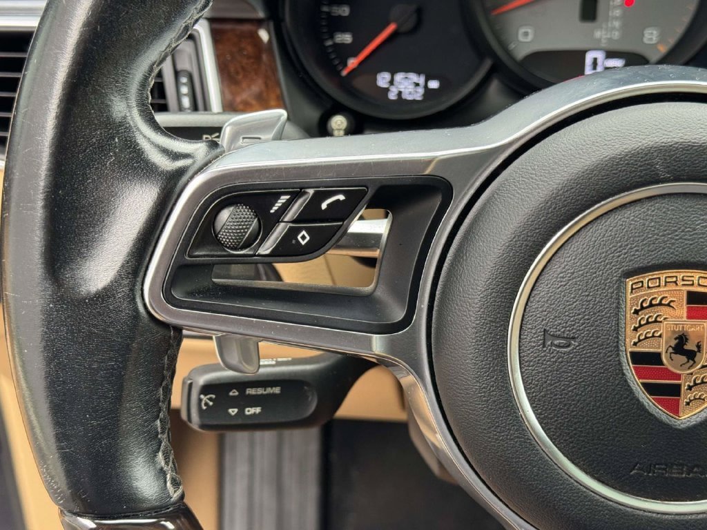 Used 2017 Porsche Macan S AWD/4WD image 10
