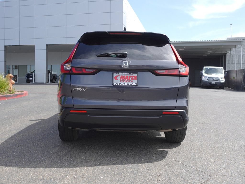 Used 2025 Honda CR-V LX image 4