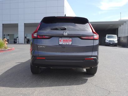 Used 2025 Honda CR-V LX
