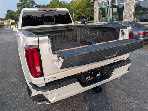 Used 2020 GMC Sierra 2500 Denali w/ Denali Ultimate Package AWD/4WD image 16