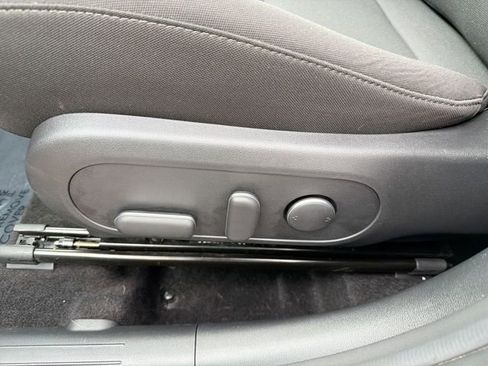 Used 2024 Hyundai Kona SEL image 16